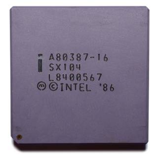 Coprocesseur Intel A80387-16.