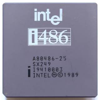 Processeur Intel A80486-25.