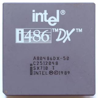 Processeur Intel A80486DX-50.