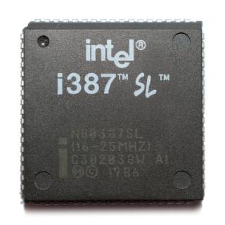 Coprocesseur Intel N80387SL.